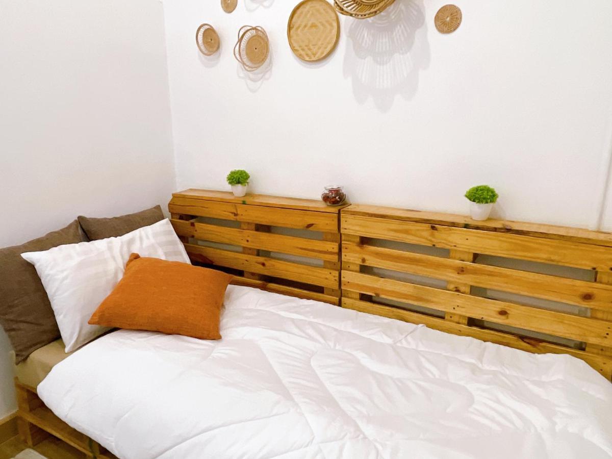 Lively And Cozy Canal House ,Entire House Bangkok Luaran gambar