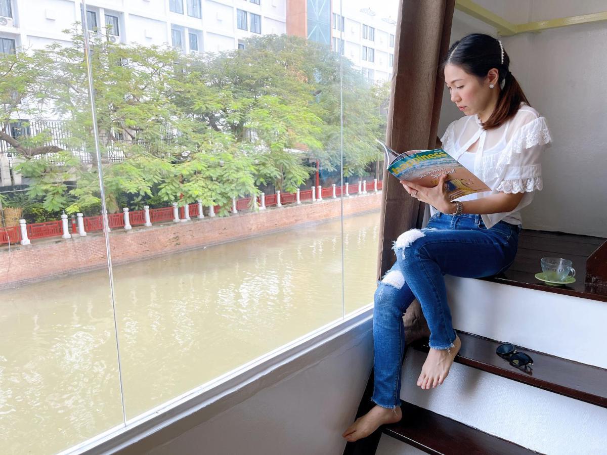 Lively And Cozy Canal House ,Entire House Bangkok Luaran gambar