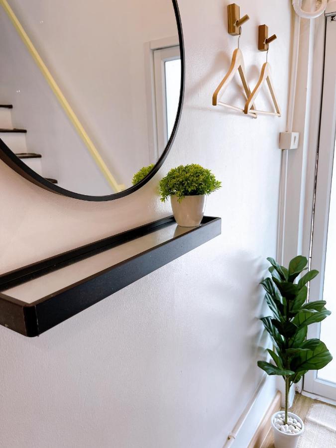 Lively And Cozy Canal House ,Entire House Bangkok Luaran gambar
